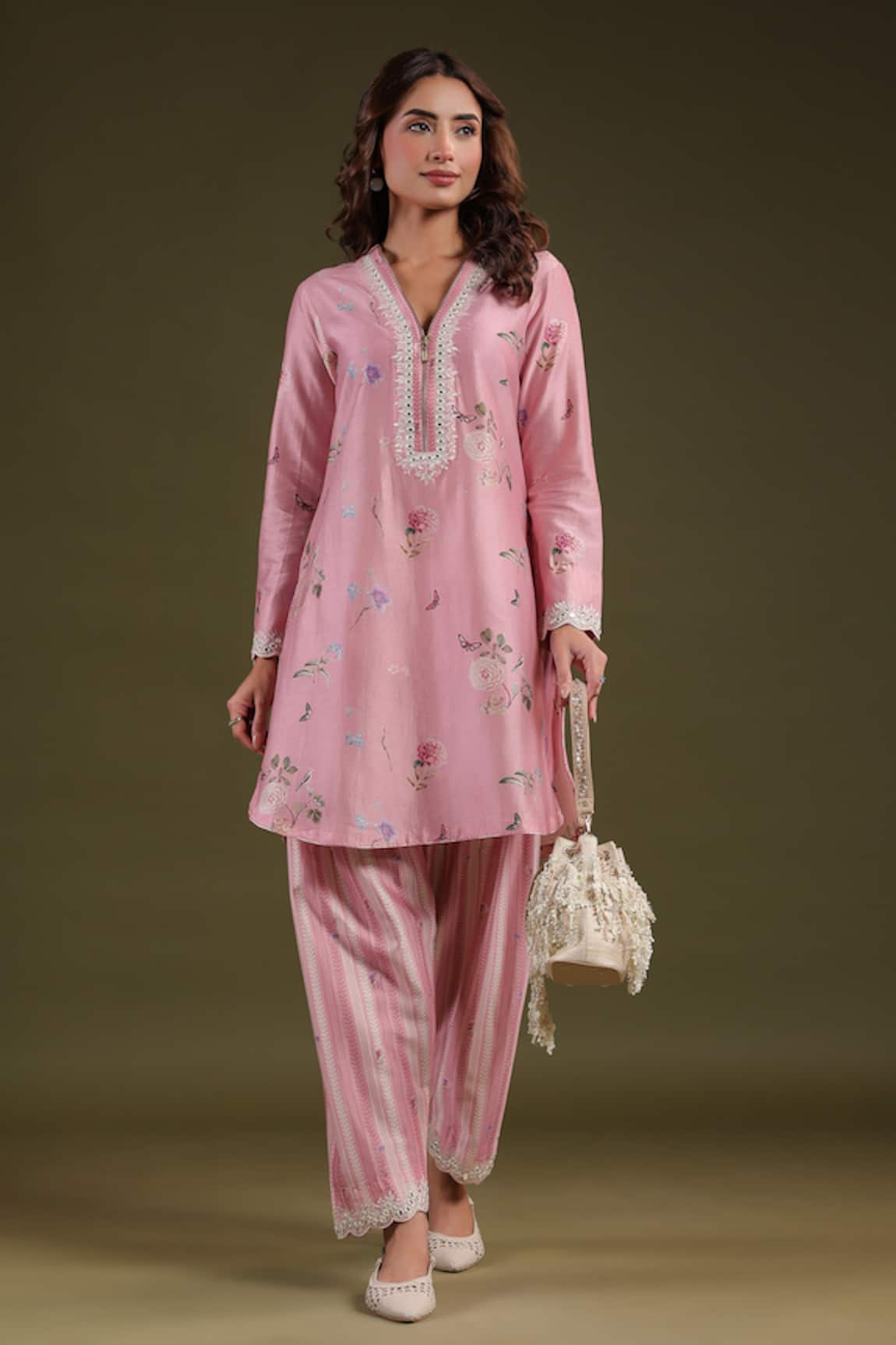 Label Niti Bothra Noor Zipper Kurta Set 