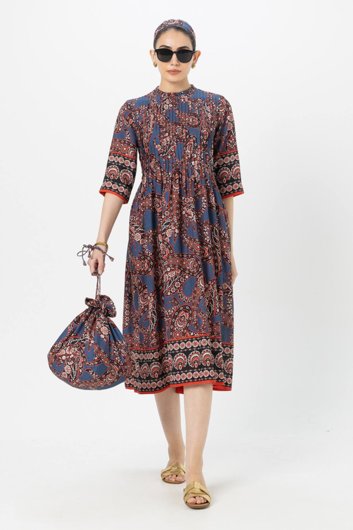 SOBARIKO Deniz Pleated Midi Dress