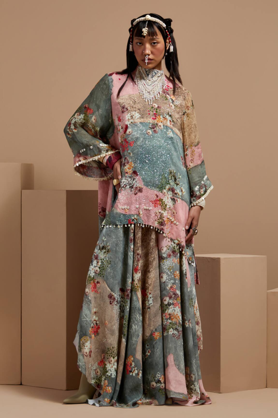 ASEEM KAPOOR Floral Embroidered Kurta Set 