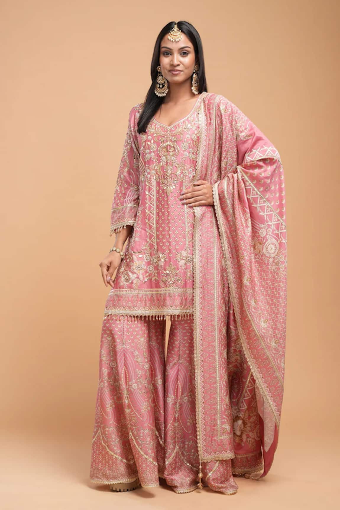 Nirraamyaa Embellished Kurta Set 