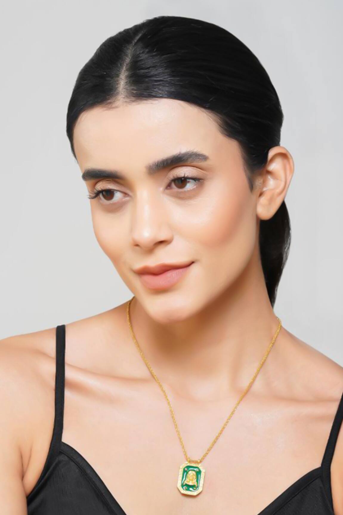 Zariin Virgo Zodiac Tablet Necklace 