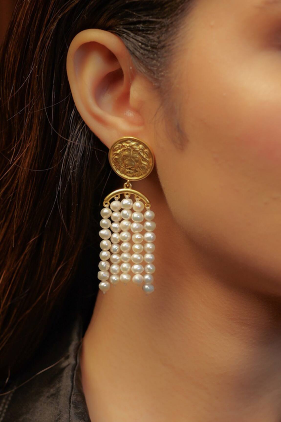 Zariin Grit and Grace Pearl Danglers 