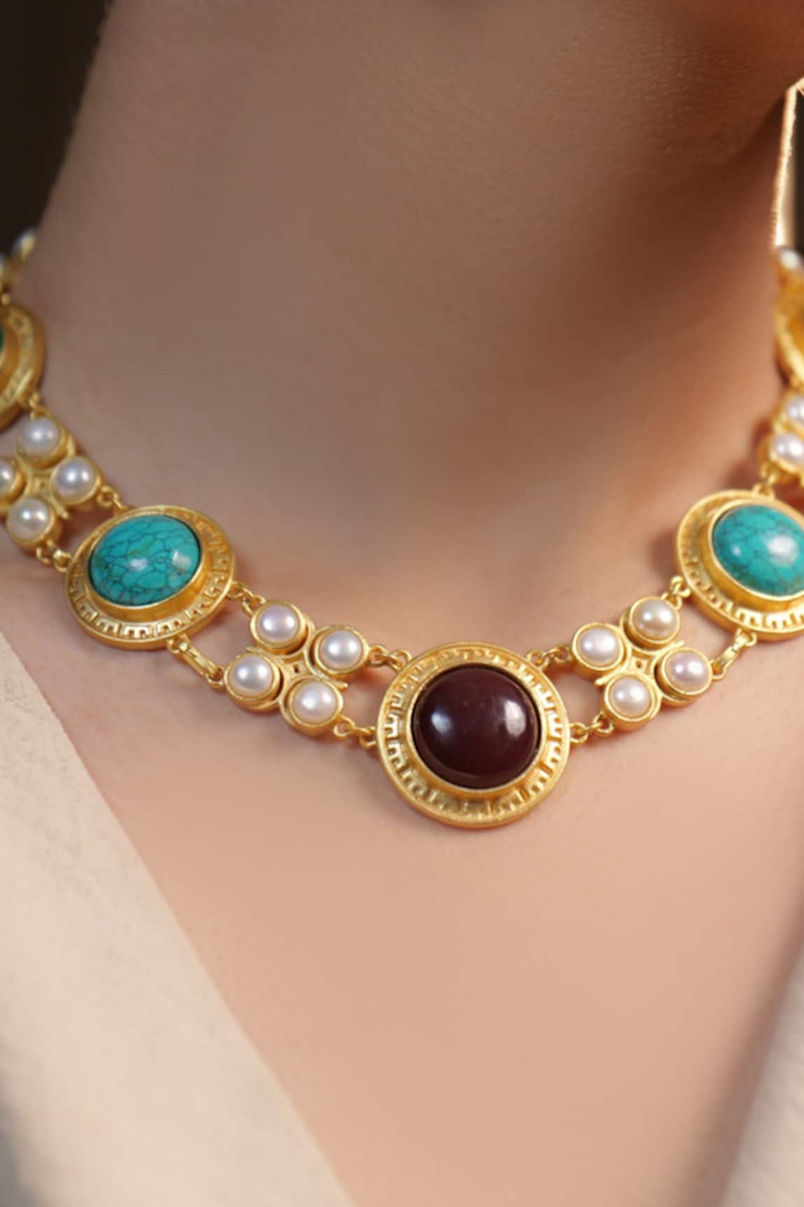 Zariin Gold Choker Necklace with Turquoise & Pearl 