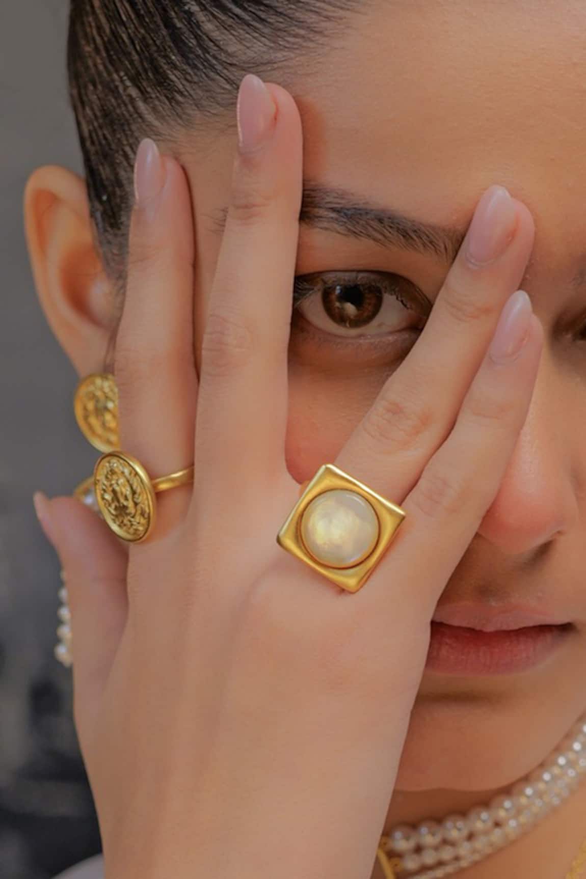 Zariin Gold Adjustable Live it Up Ring 