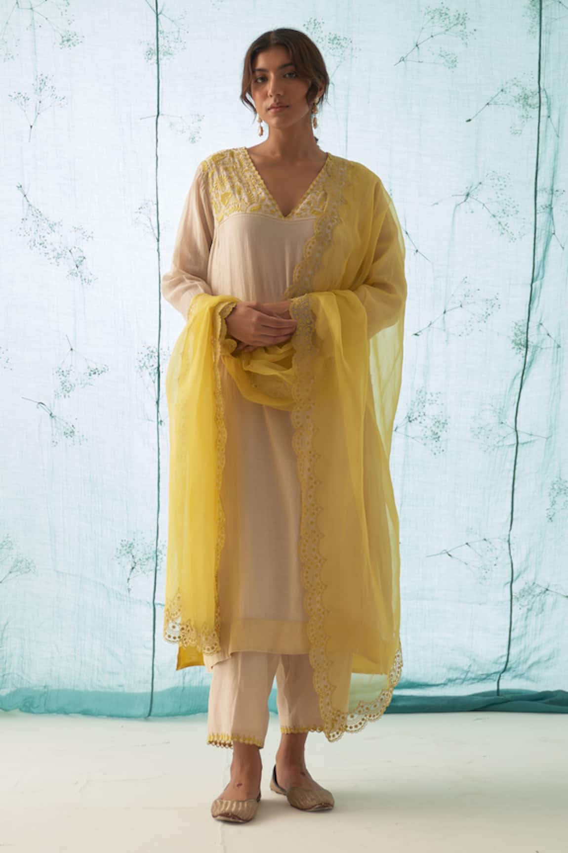 JANKI INDIA Ivory Kurta Set with Yellow Embroidery 