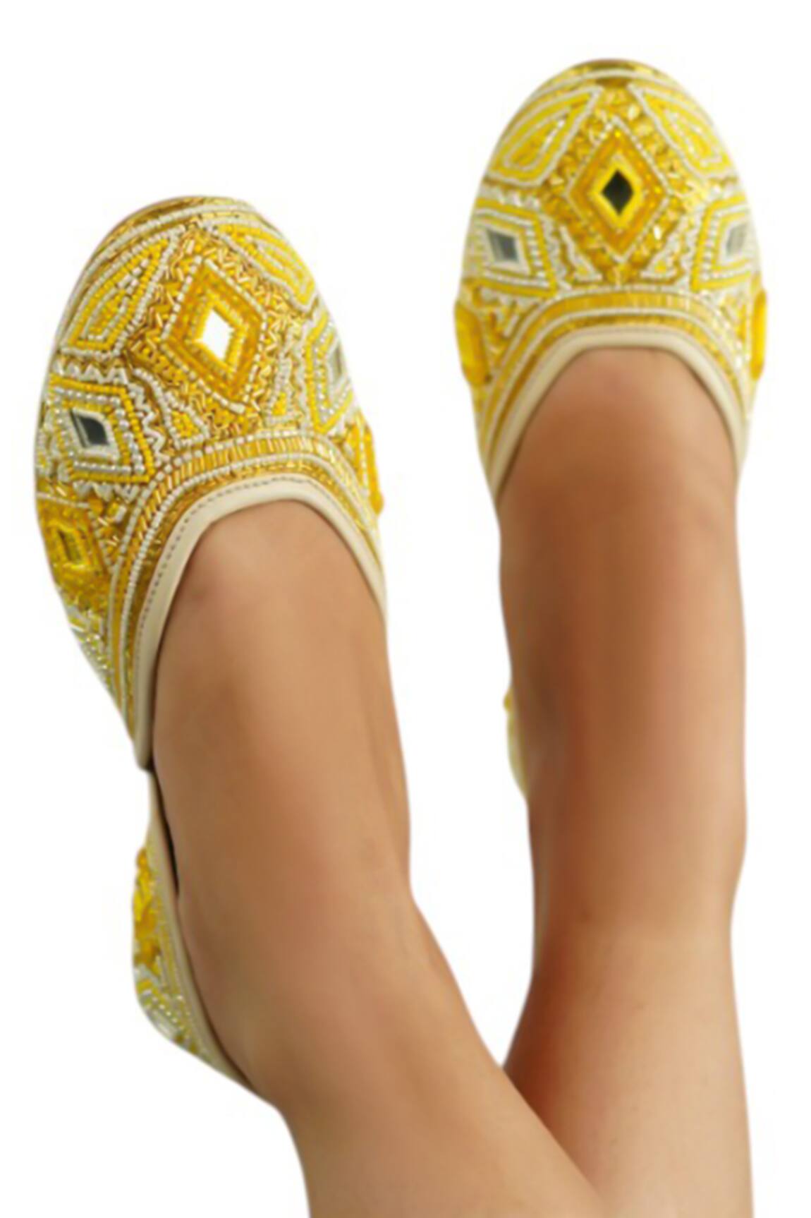 Vaidaan Lemoncello Embellished Jutti 