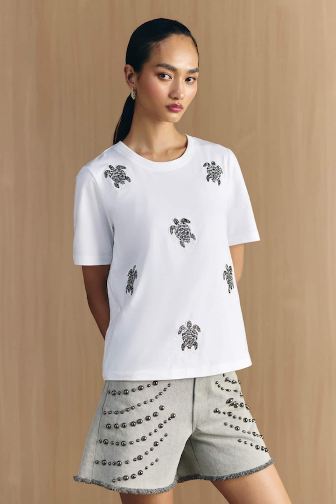 Mellowdrama Embellished White Turtle T-Shirt 