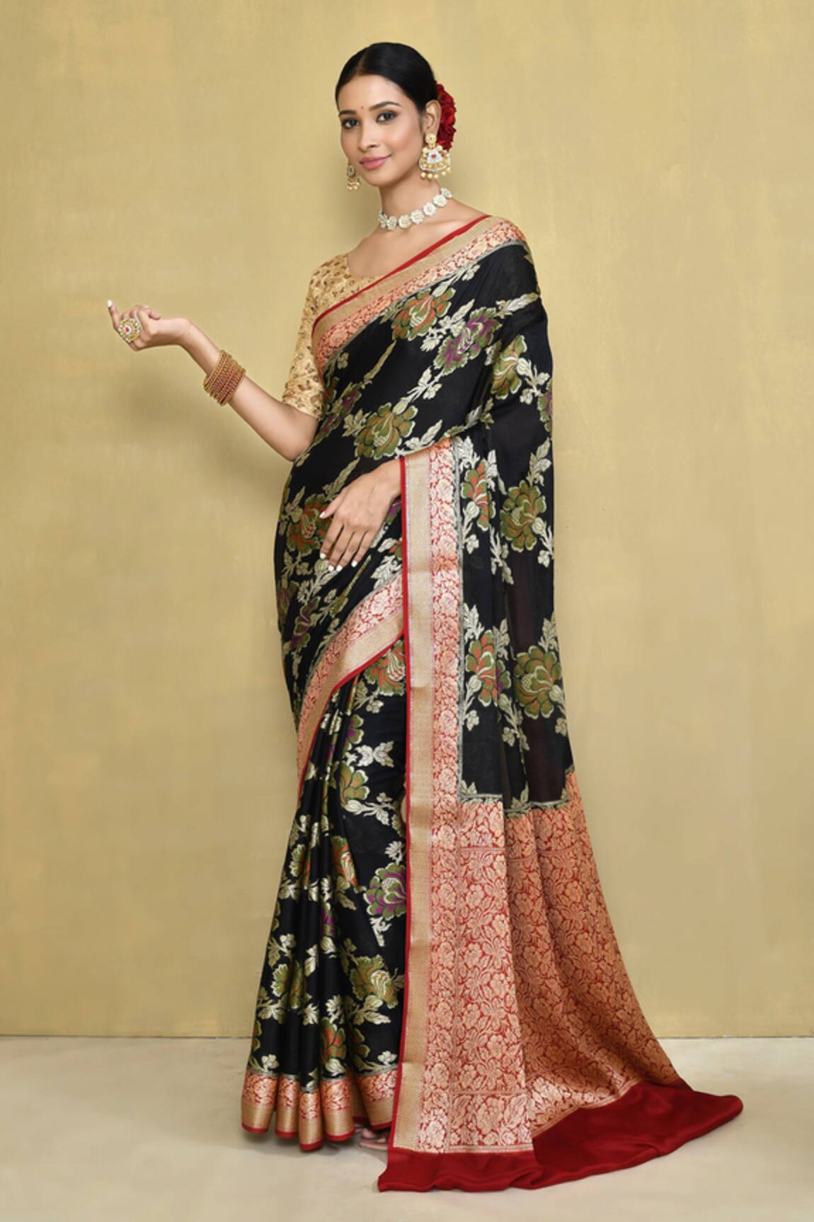 Samyukta Singhania Floret Woven Saree With Running Blouse 