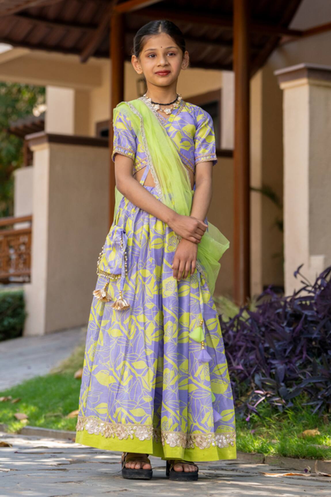 YUVRAANI JAIPUR Floral Printed Lehenga Set For Girls 