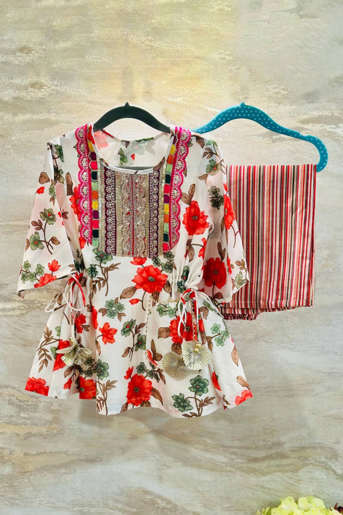 Rage Attire-Sweta Saria Floral Printed Kurta Set 