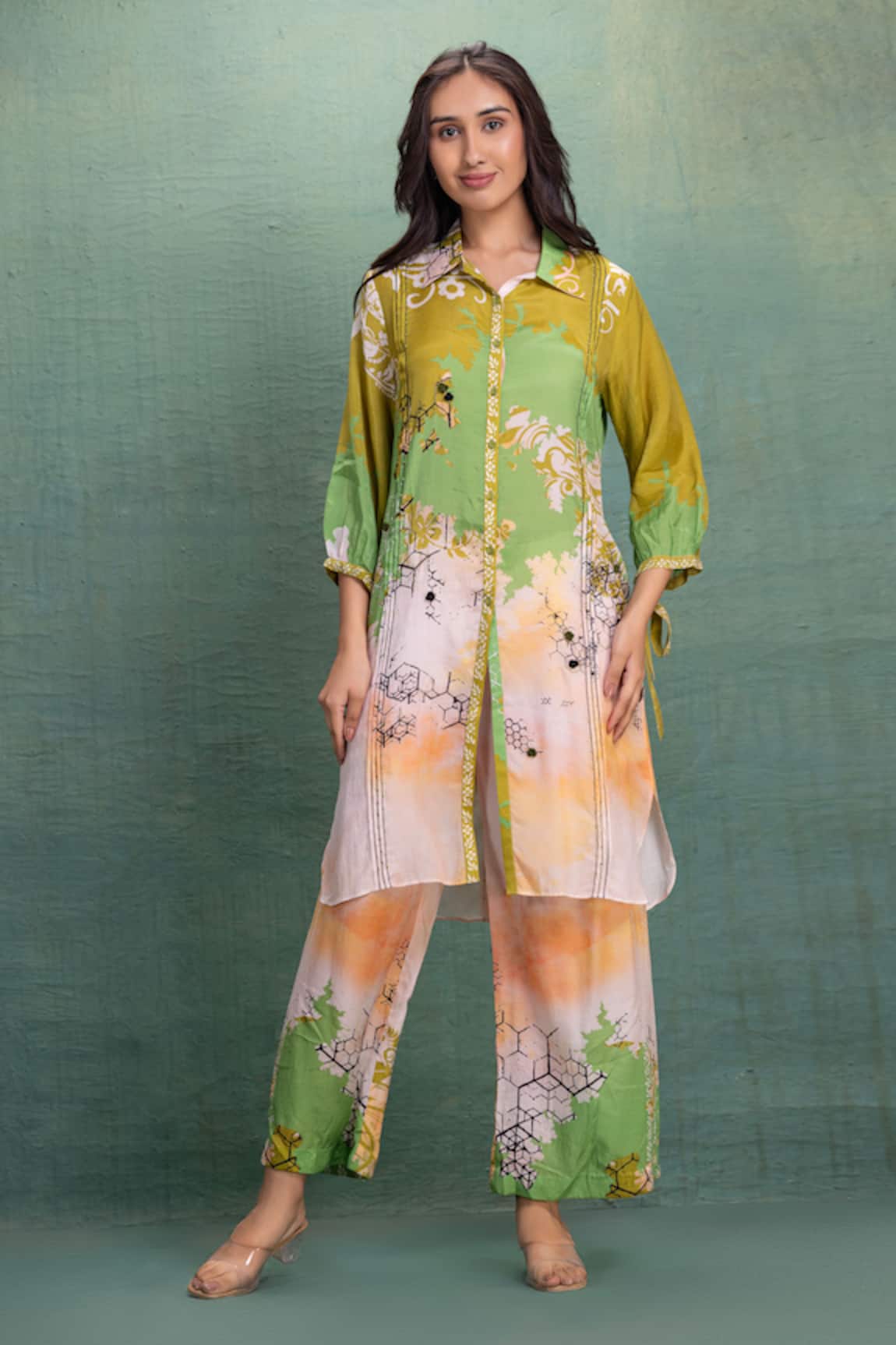 Kahani Lush Green Printed Kurta Pant Set 