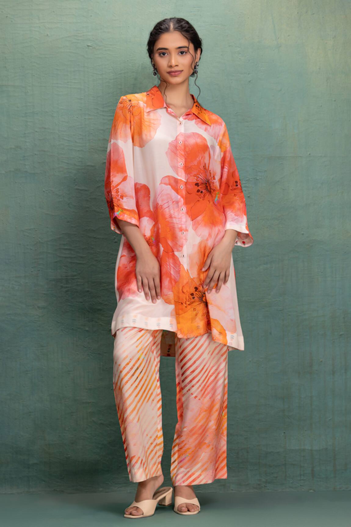 Kahani Lush Beige Printed Kurta & Pant Set 