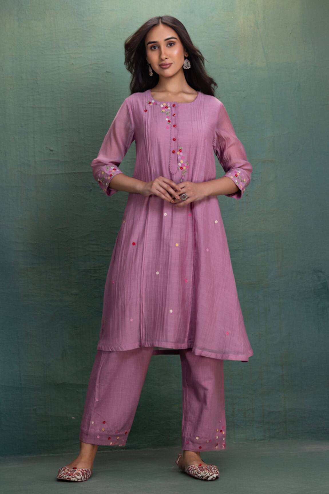 Kahani Lush Pink Embroidered Kurta Pant Set 