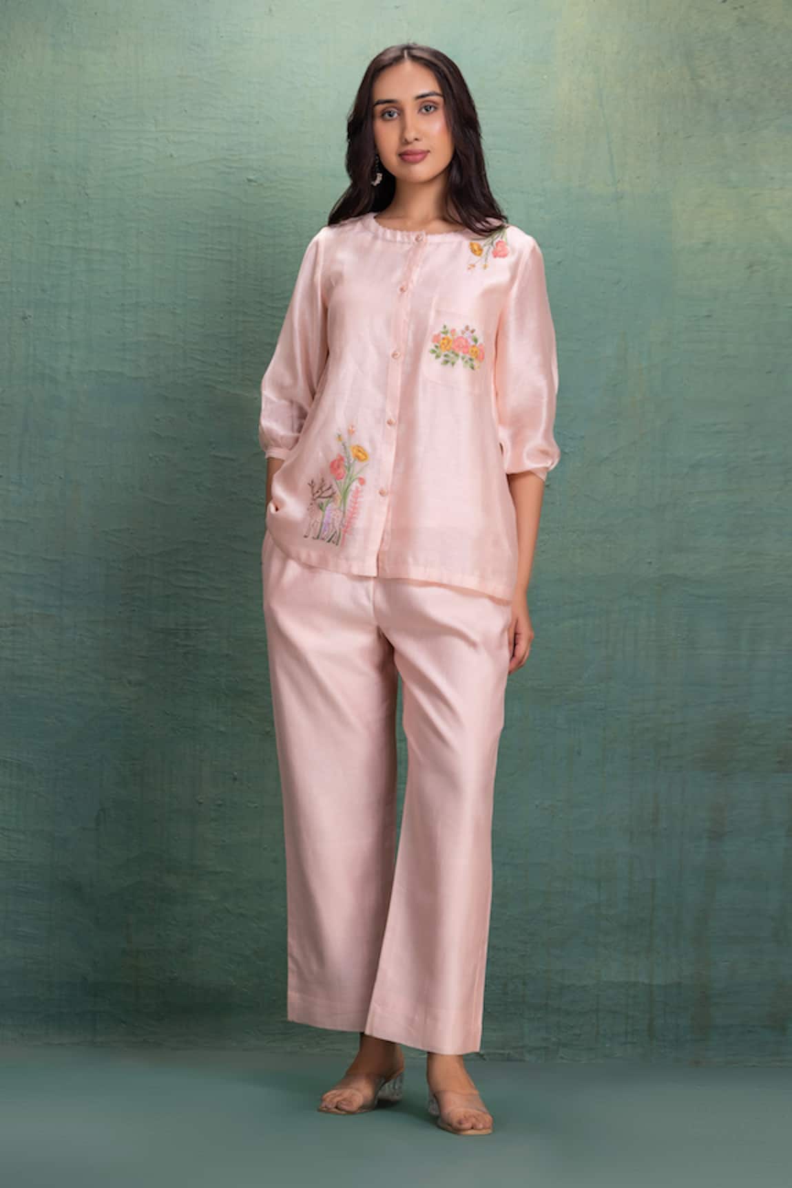 Kahani Lush Pink Chanderi Embroidered Kurta Pant Set 