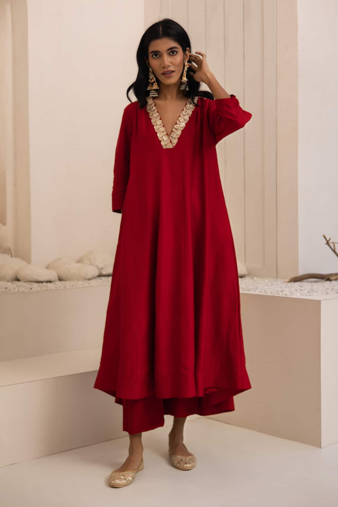 Avaha Reet Red Kalidaar Dola Silk Kurta Set 