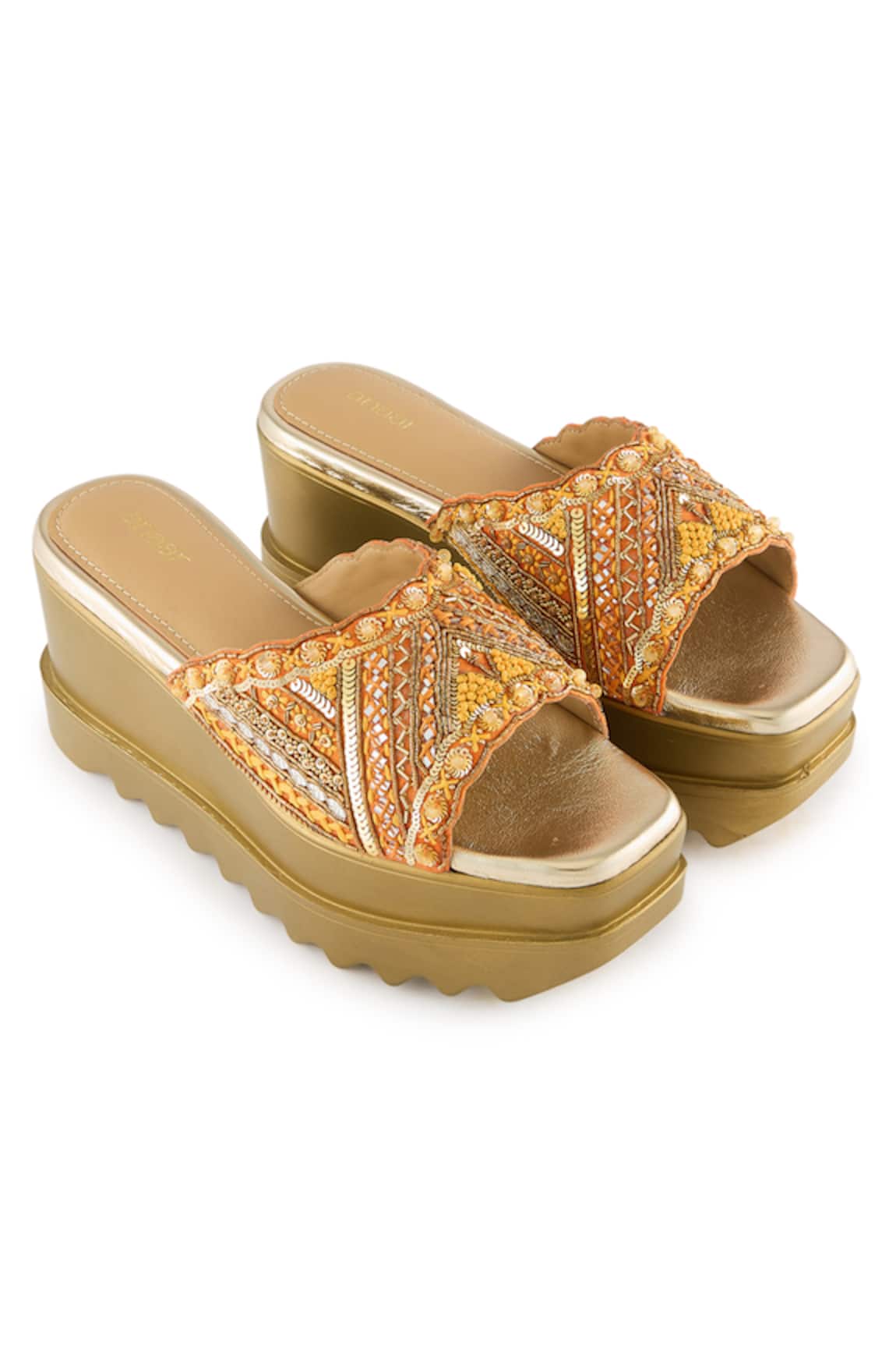 Anaar Embroidered Orange Drama Dose Sandals 