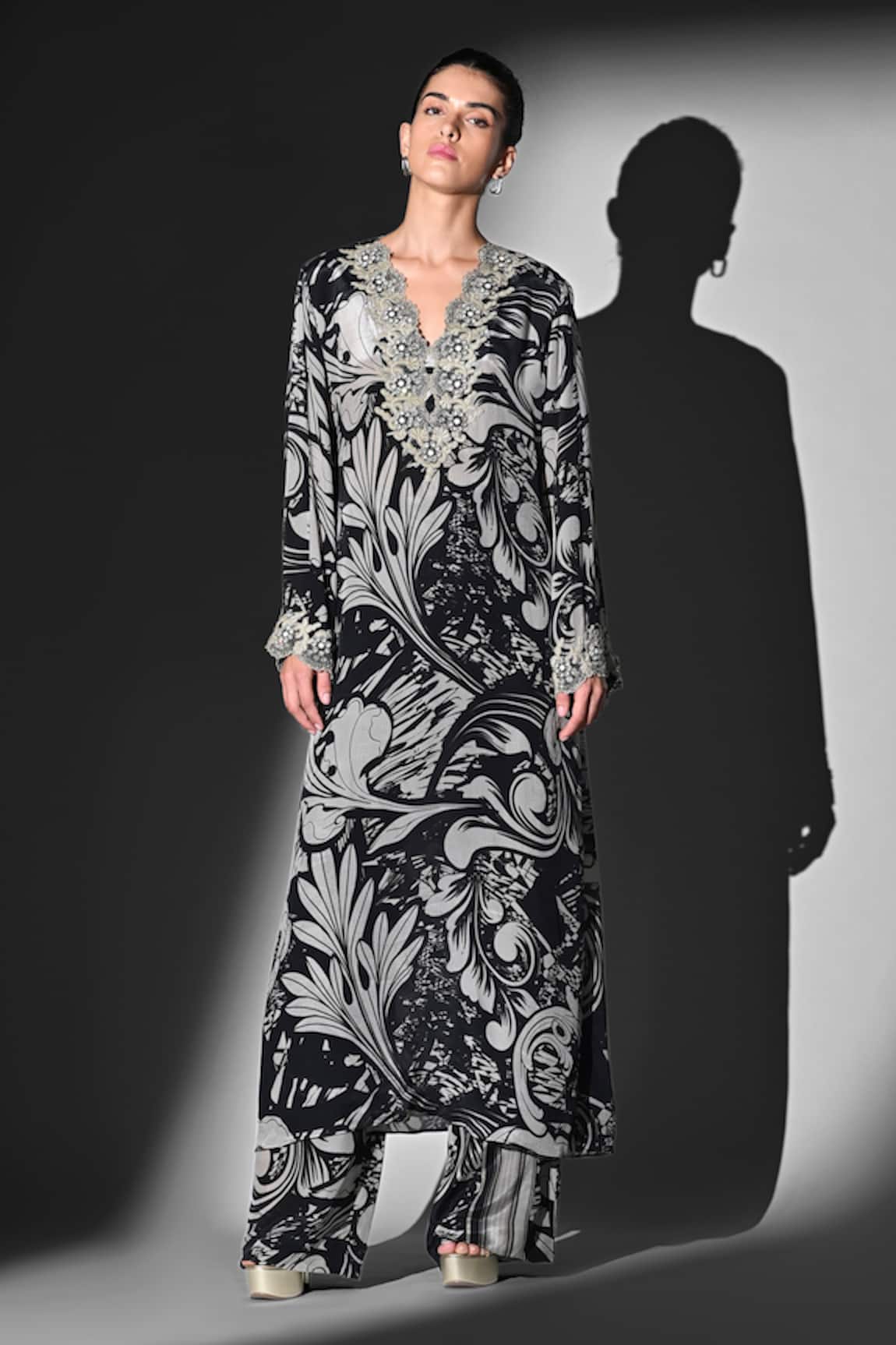 Nikita Mhaisalkar Black Swirl Print Kurta Set 