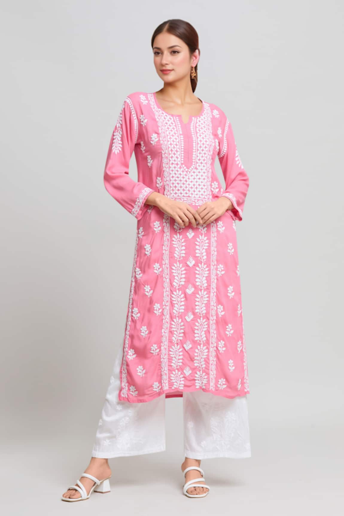 Samyukta Singhania Floral Chikankari Embroidered Kurta 