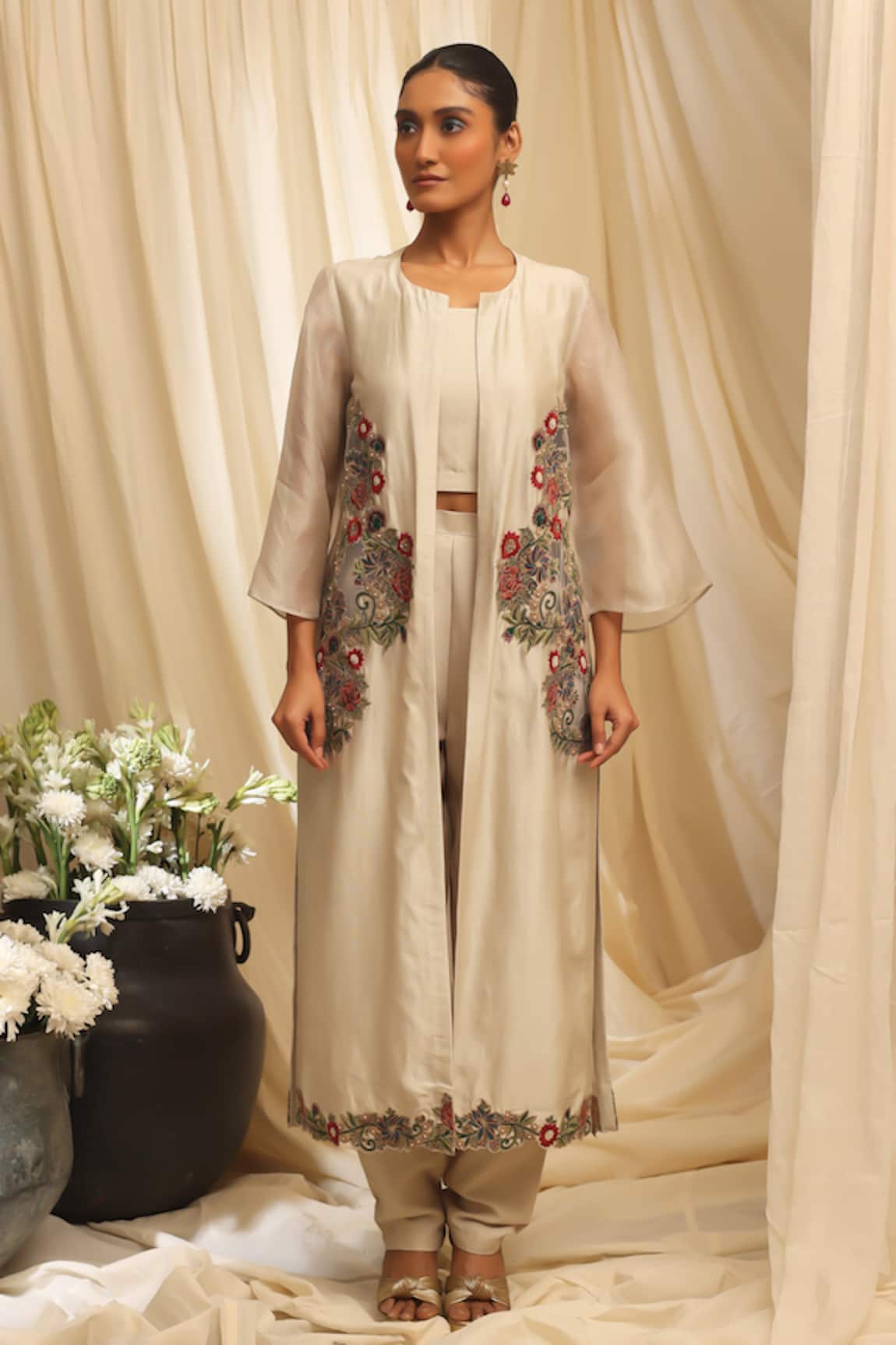 Ekru Beige Floral Embroidered Jacket Set 