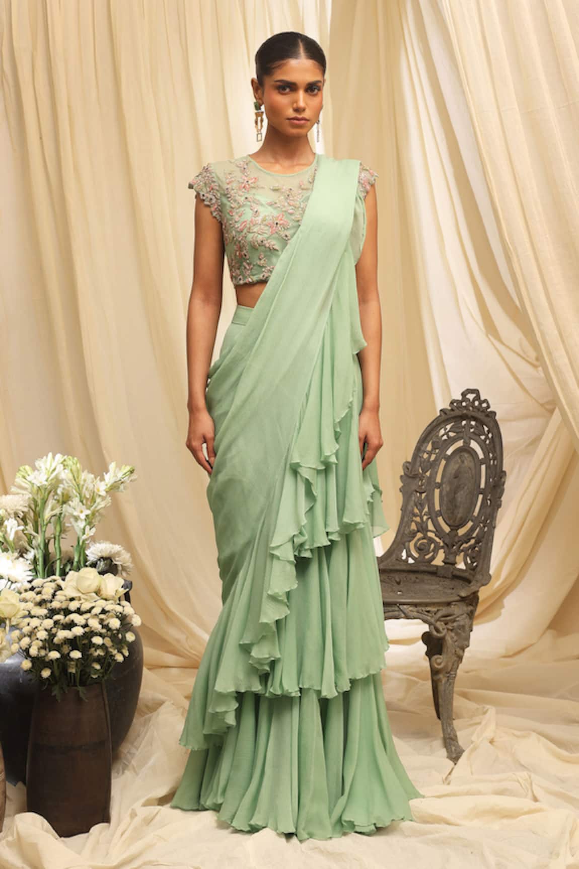 Ekru Aqua Wave Pre-Draped Saree Set 