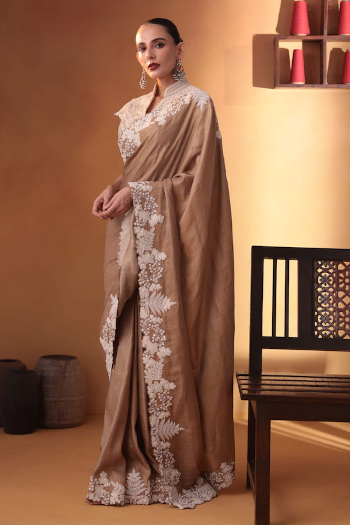 Ekru Ivory & Gold Noor-e-nisbat Saree Set 