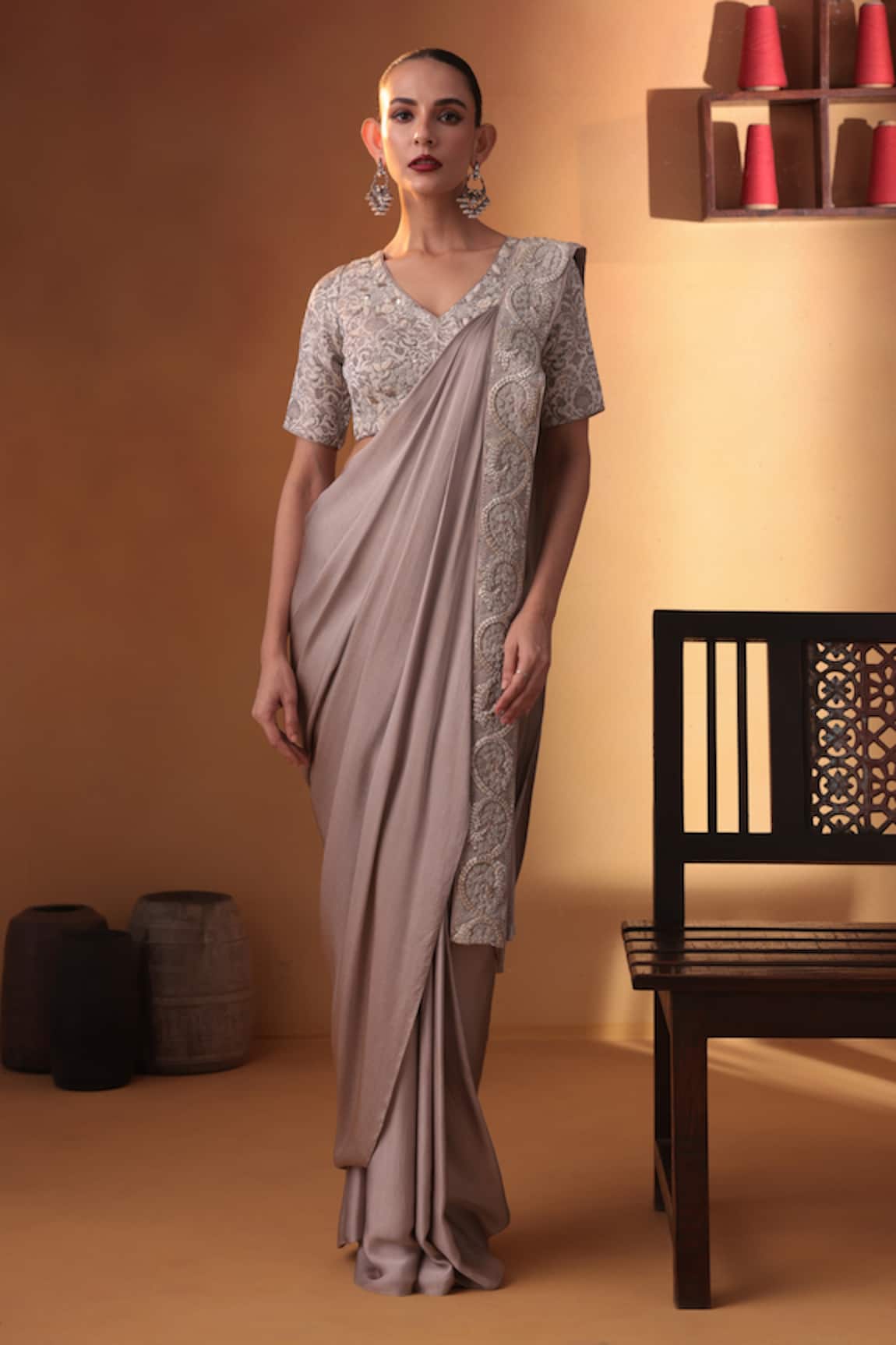 Ekru Oyestre Beige Noorani Pre-Draped Saree Set 