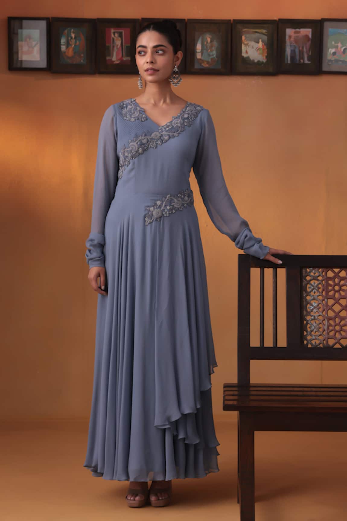 Ekru Noorani Drape Gown 