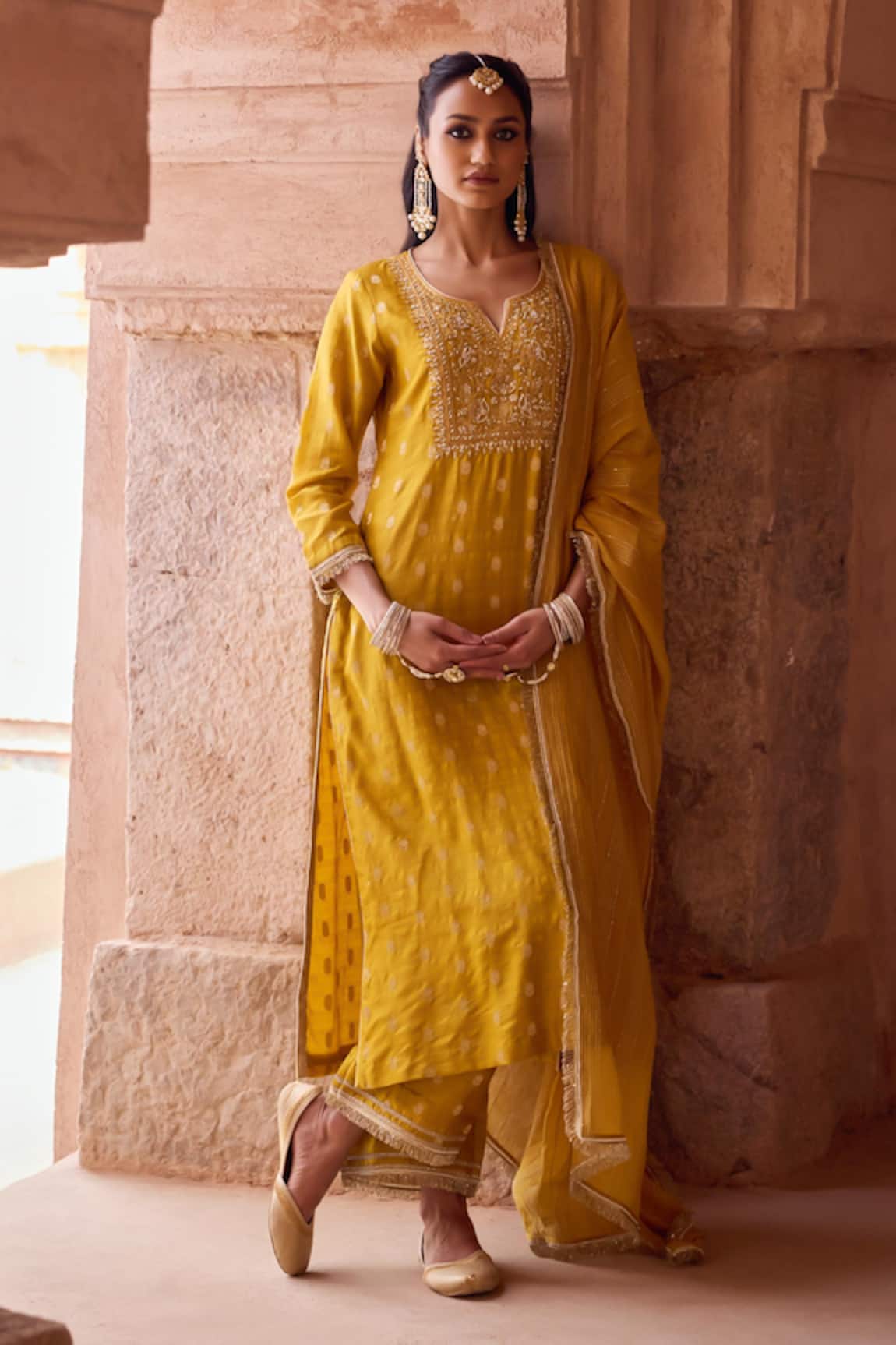 Kritika Dawar Dabka Embroidered Yellow Kurta Set 