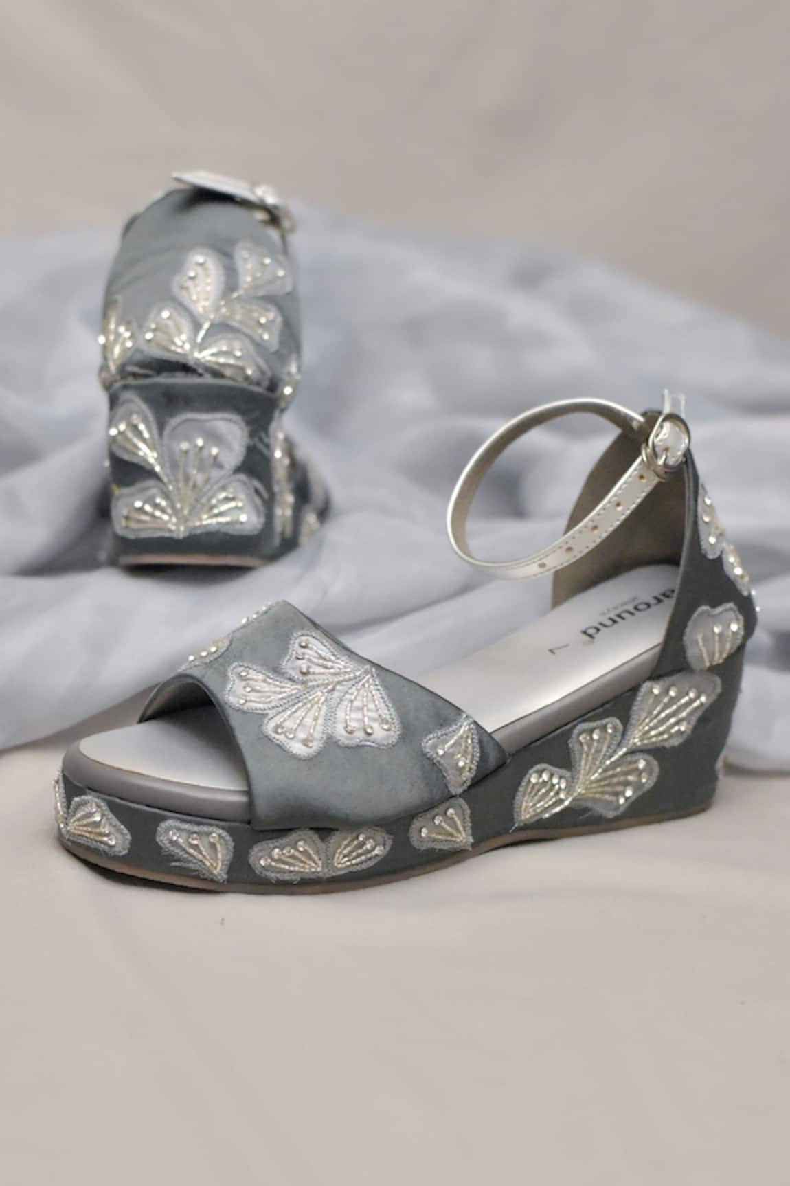 AROUND ALWAYS Grey Esme Wedges 