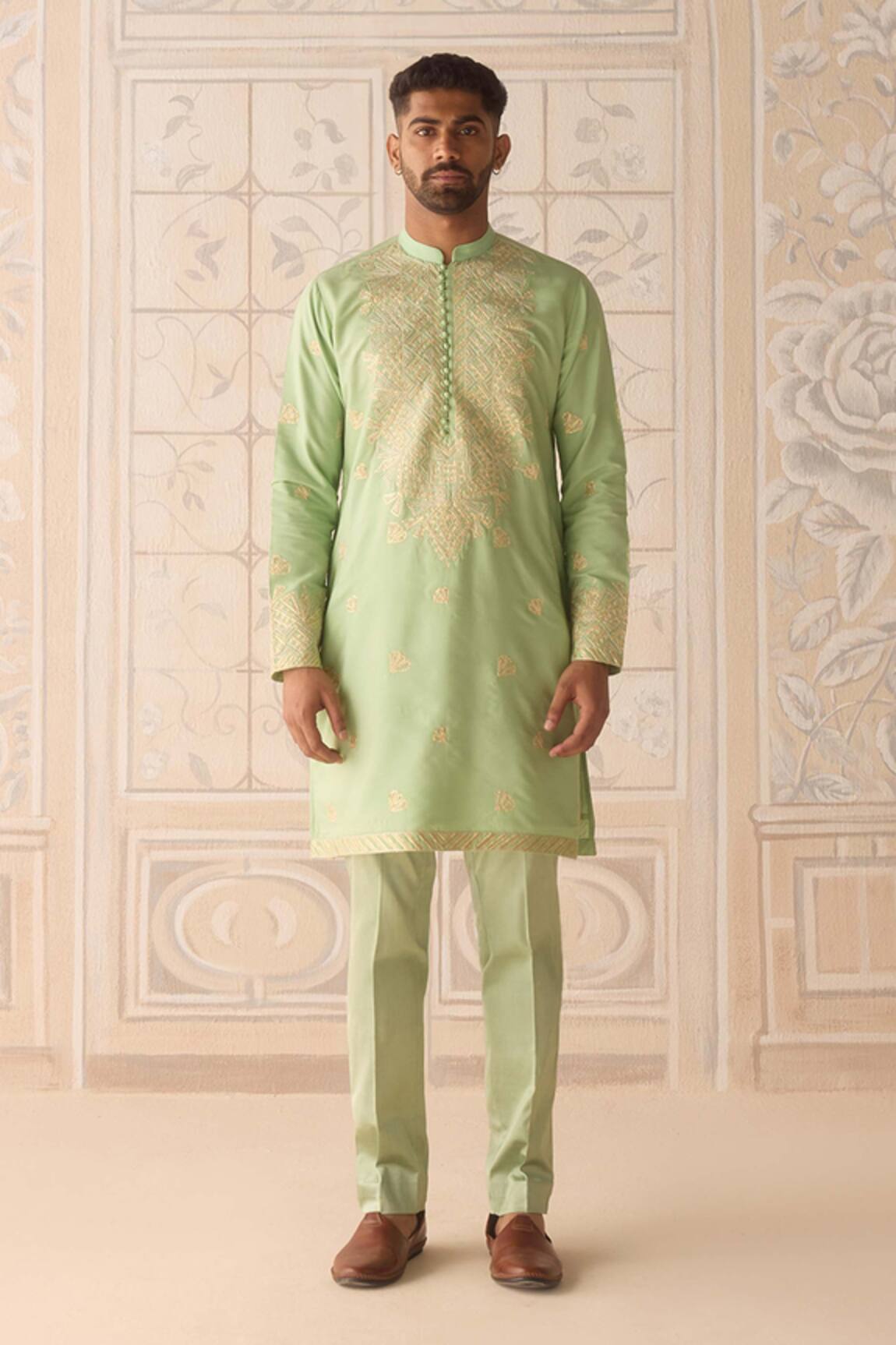 Shyam Narayan Prasad Embroidered Reed Green Kurta Set 