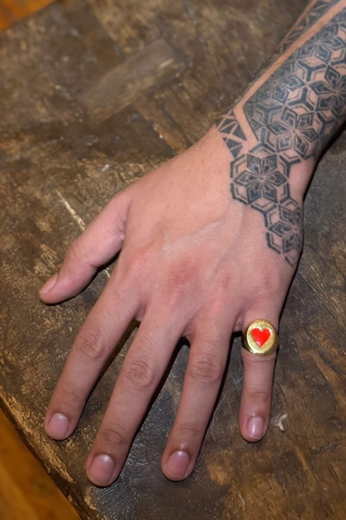 MAALICIOUS JEWELRY Heart Enamel Gold Plated Ring 