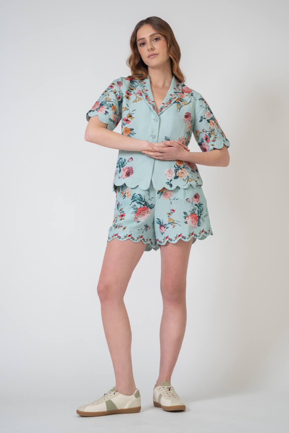 RANNA GILL Floral Scalloped Button Down Shirt 