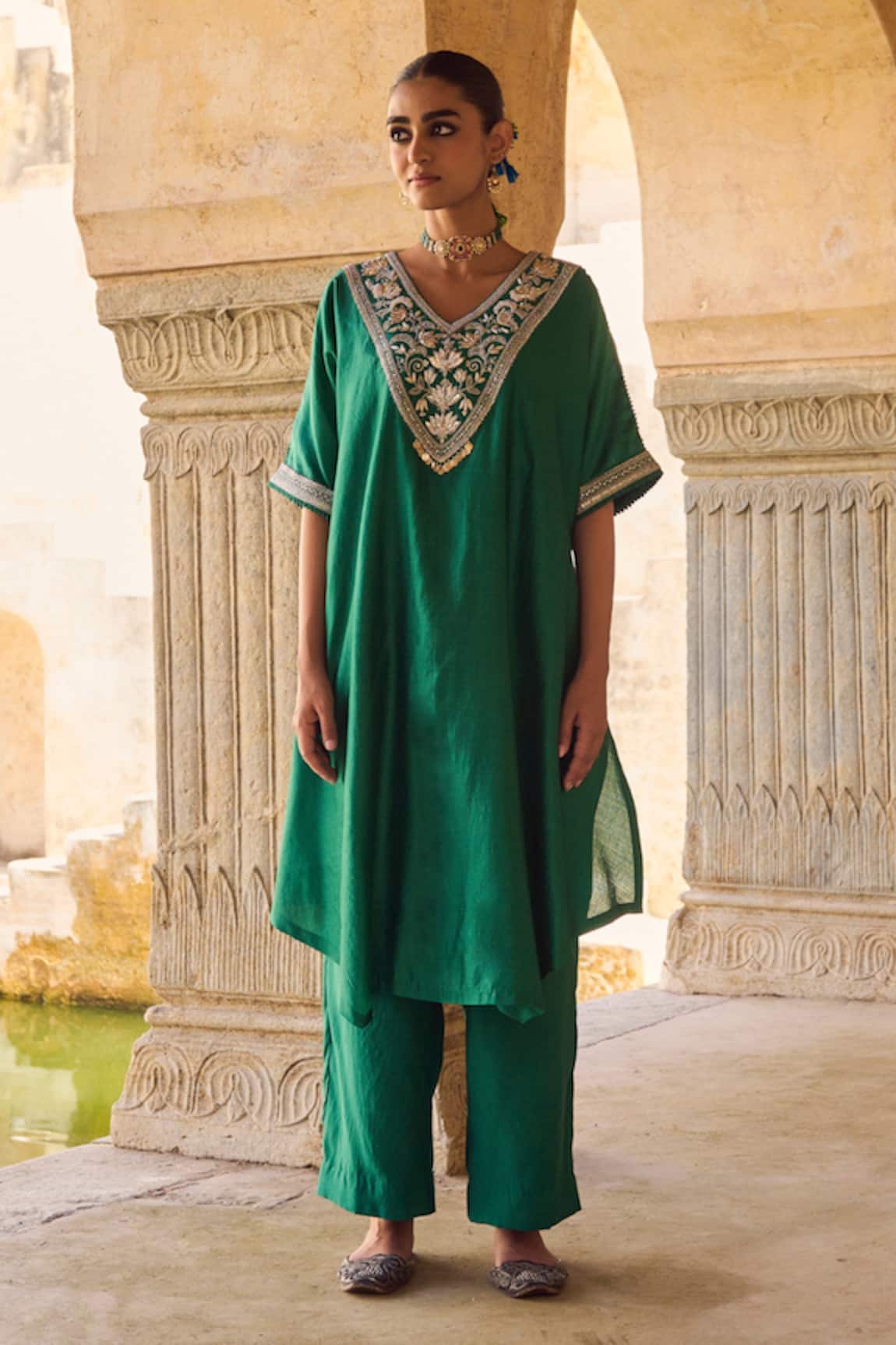 Vinita Bhansali Aafsa Kaftan Set 