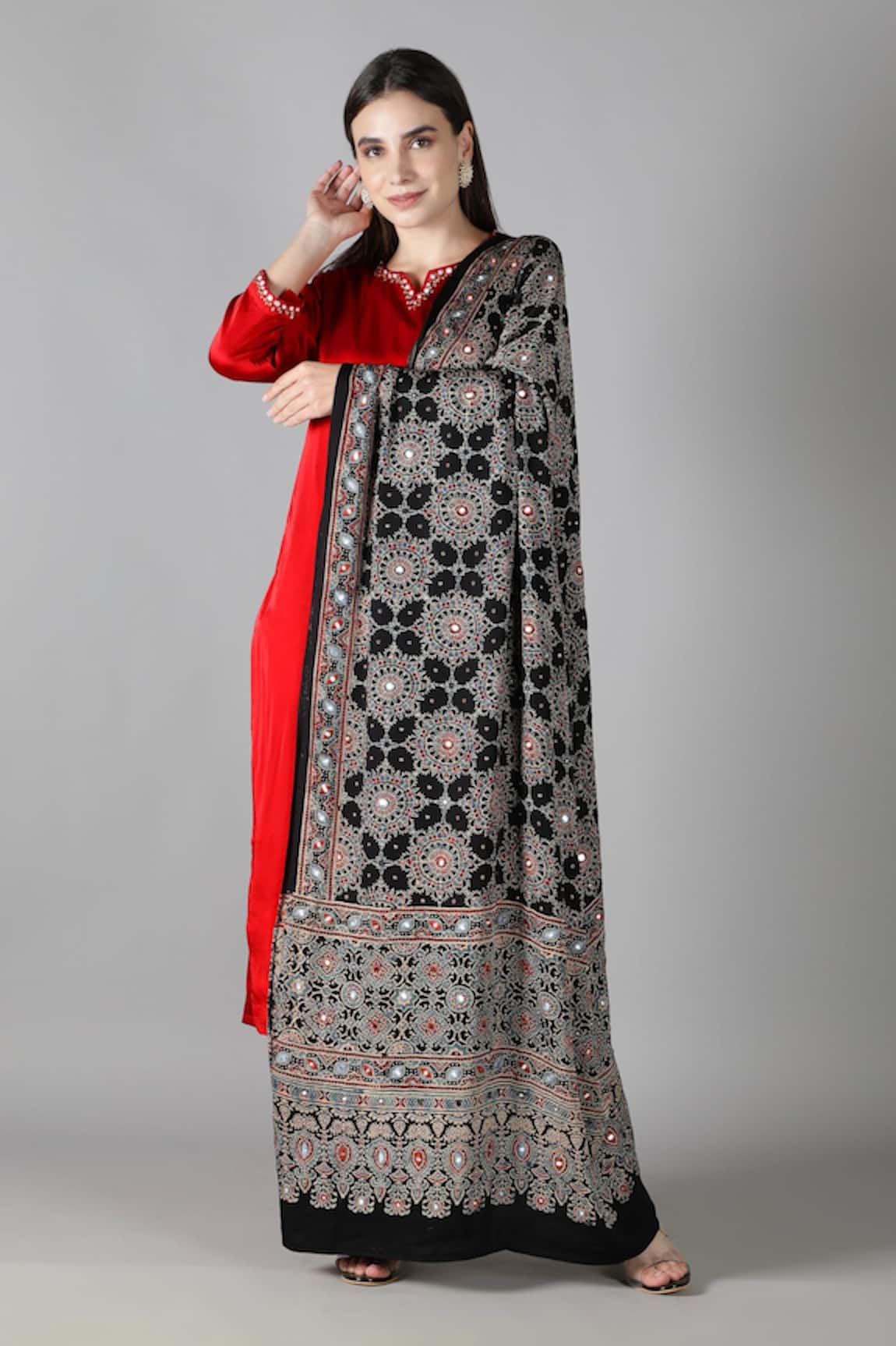 Sheeshakari Red Silk Straight Kurta Set 