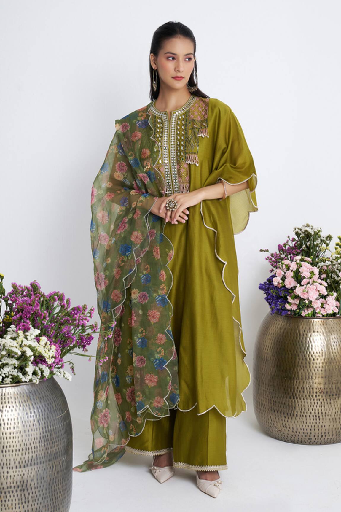 Siyona by Ankurita Leher Kaftaan Set 