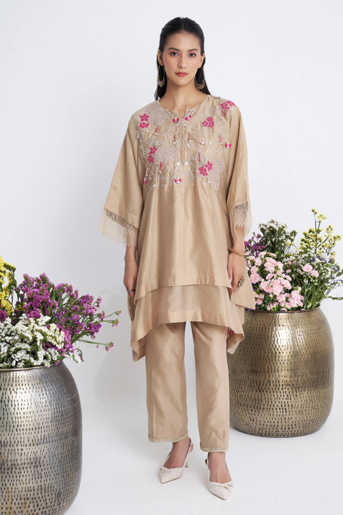 Siyona by Ankurita Beige Dhaagon Ka Jaal Kurta Set 