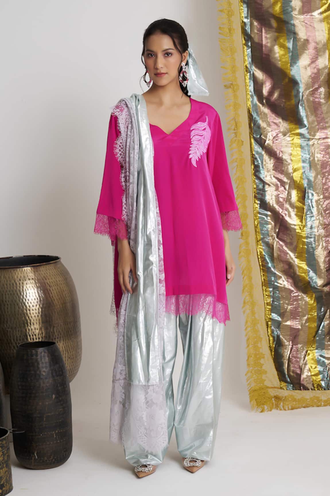 Siyona by Ankurita Gulabo Groove Farshi Set 