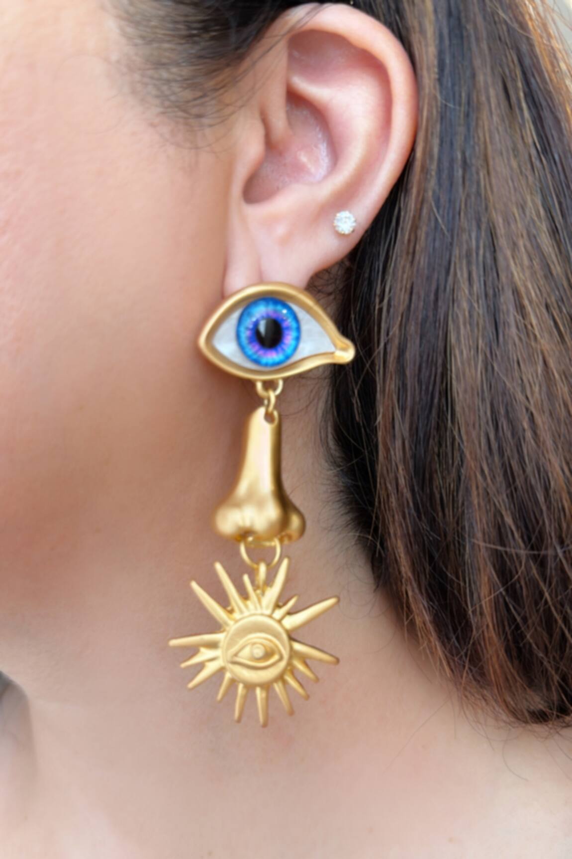 Studio6 Jewels Gold Eye Motif Dangle Earrings 