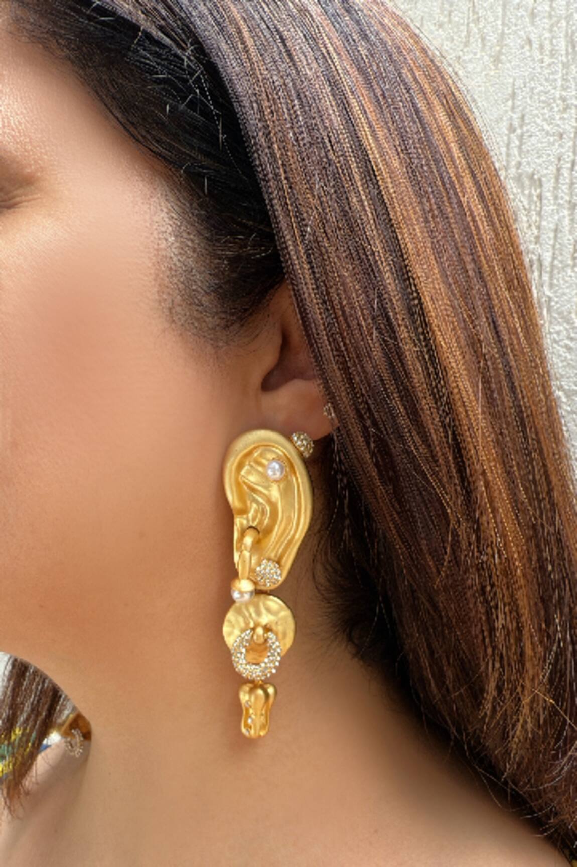 Studio6 Jewels Contemporary Gold Finish Danglers 
