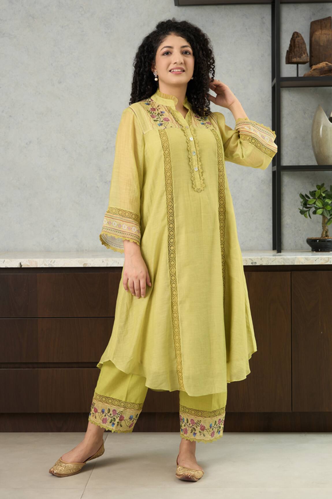OMI Lime Green Chanderi Straight Kurta Set 