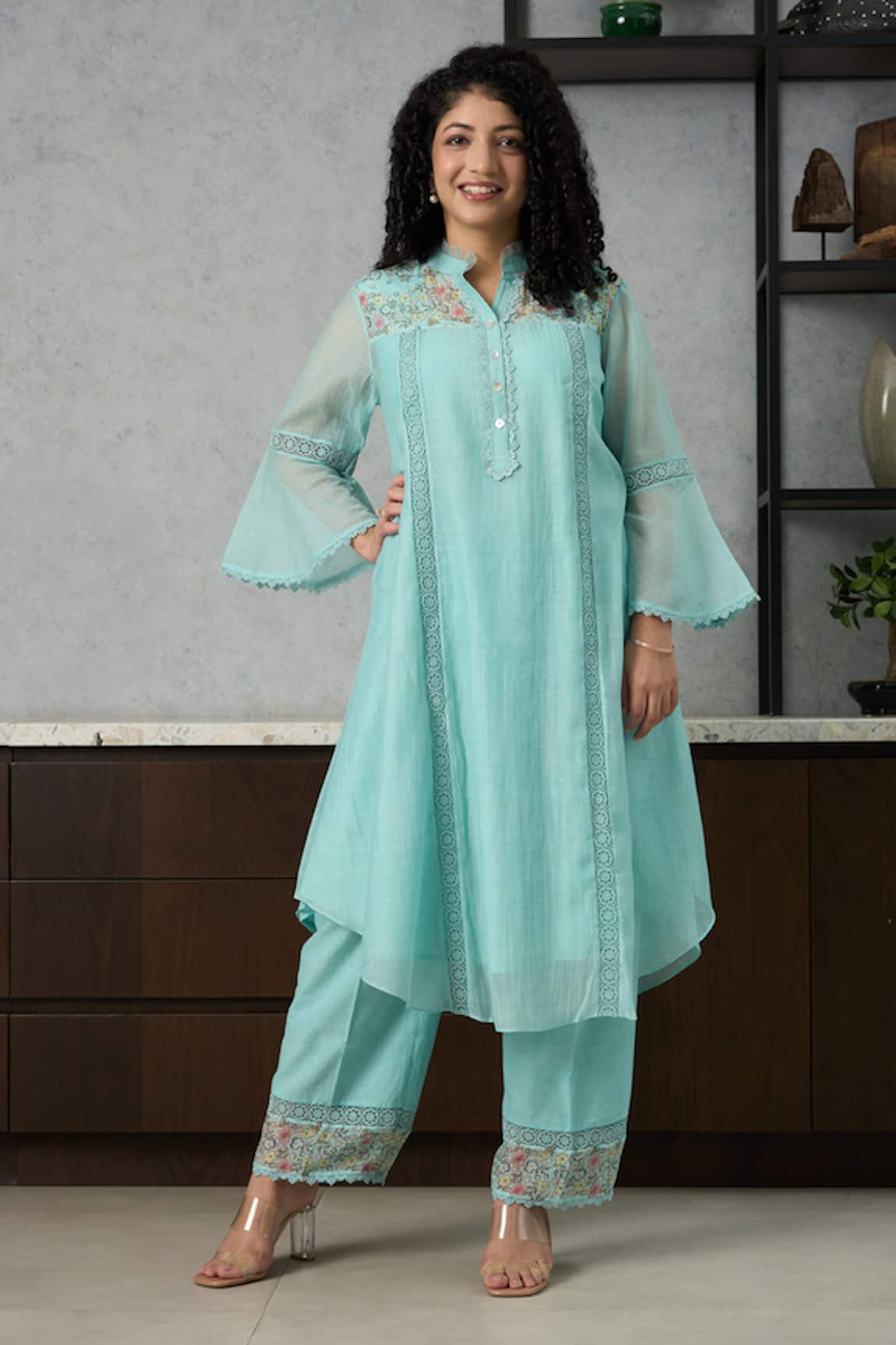 OMI Aqua Blue Chanderi Kurta Set 