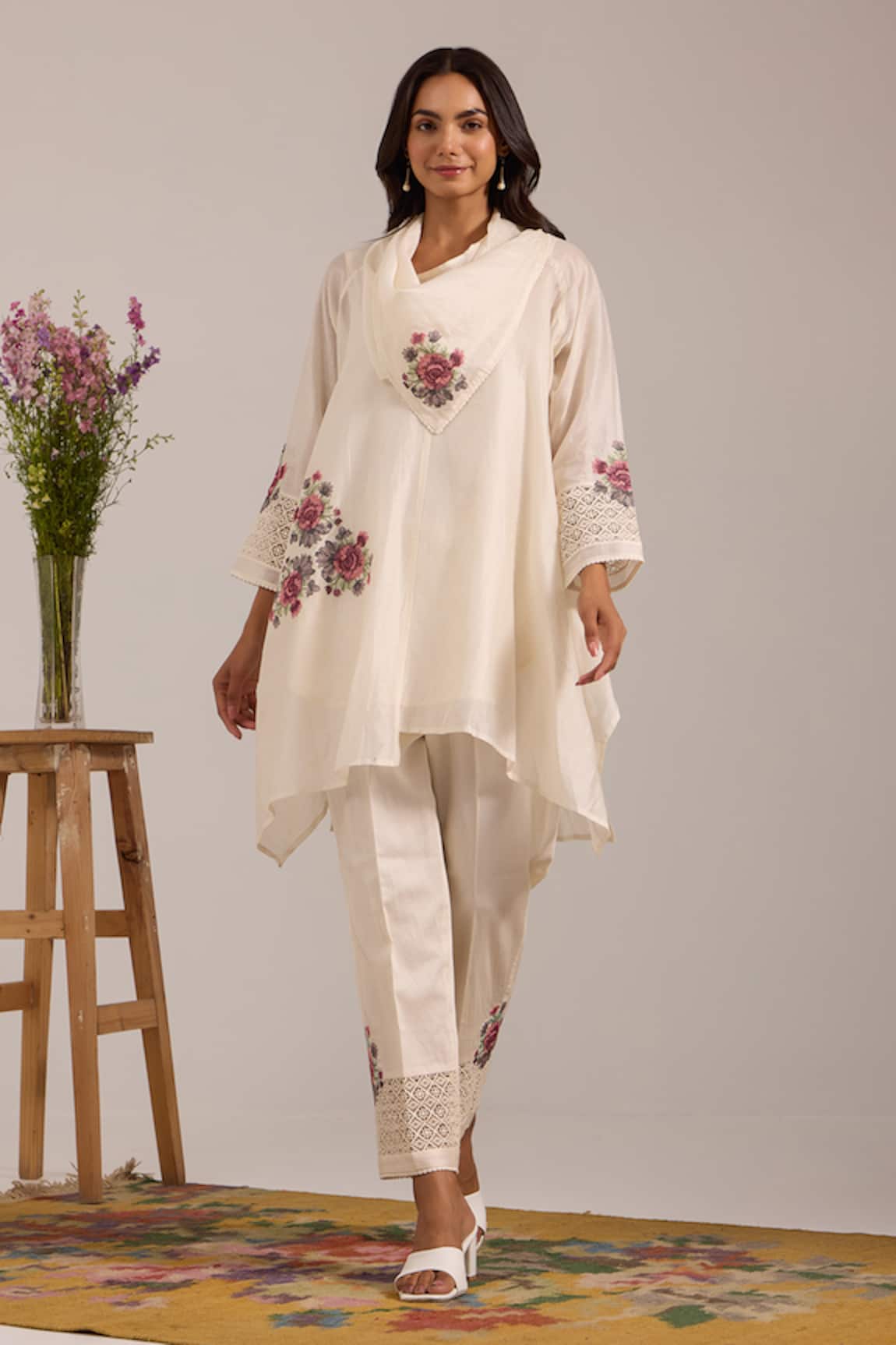 OMI Embroidered Cowl Kurta Set 