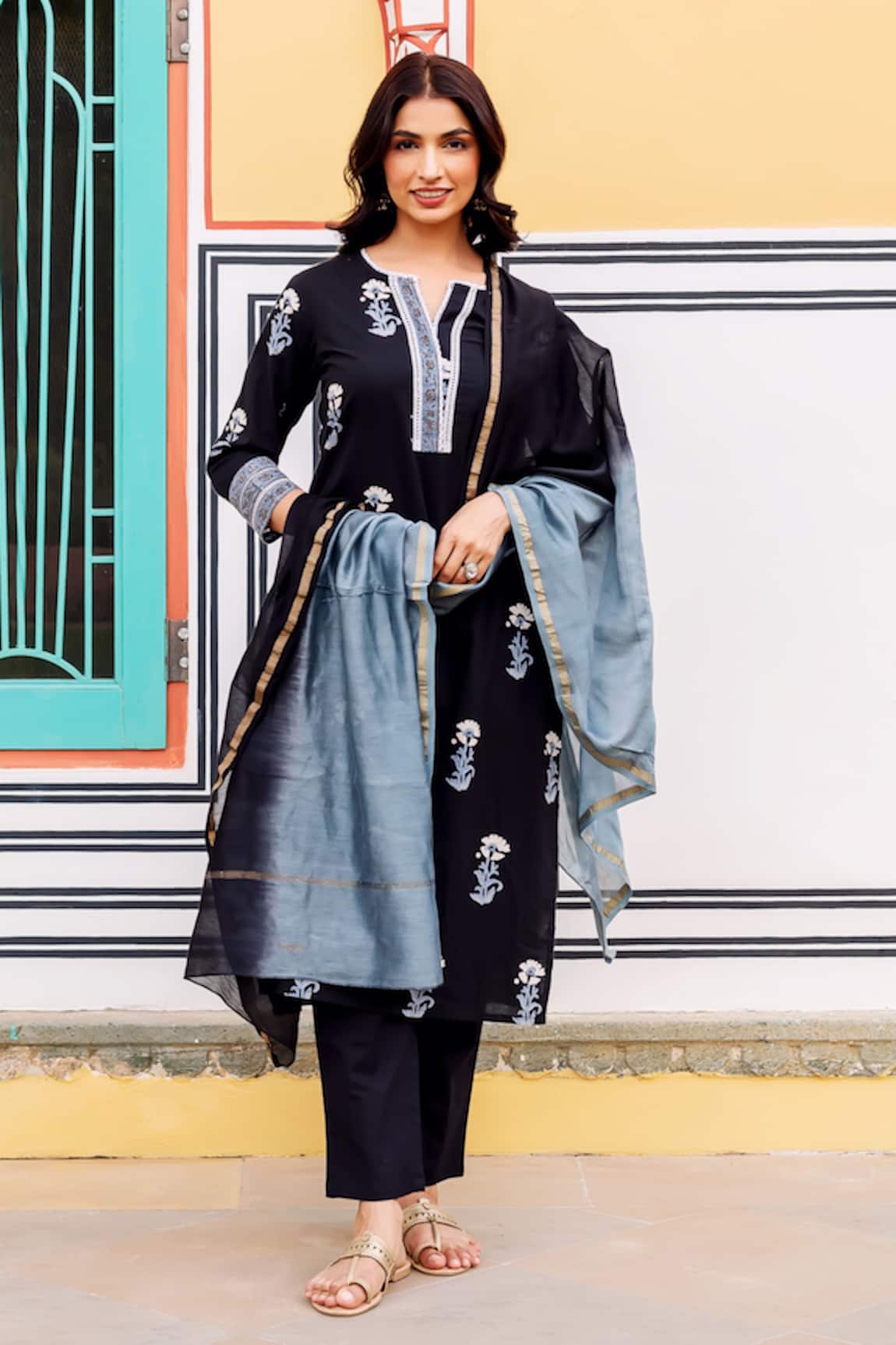 Missprint Meera Black Printed Kurta Set 