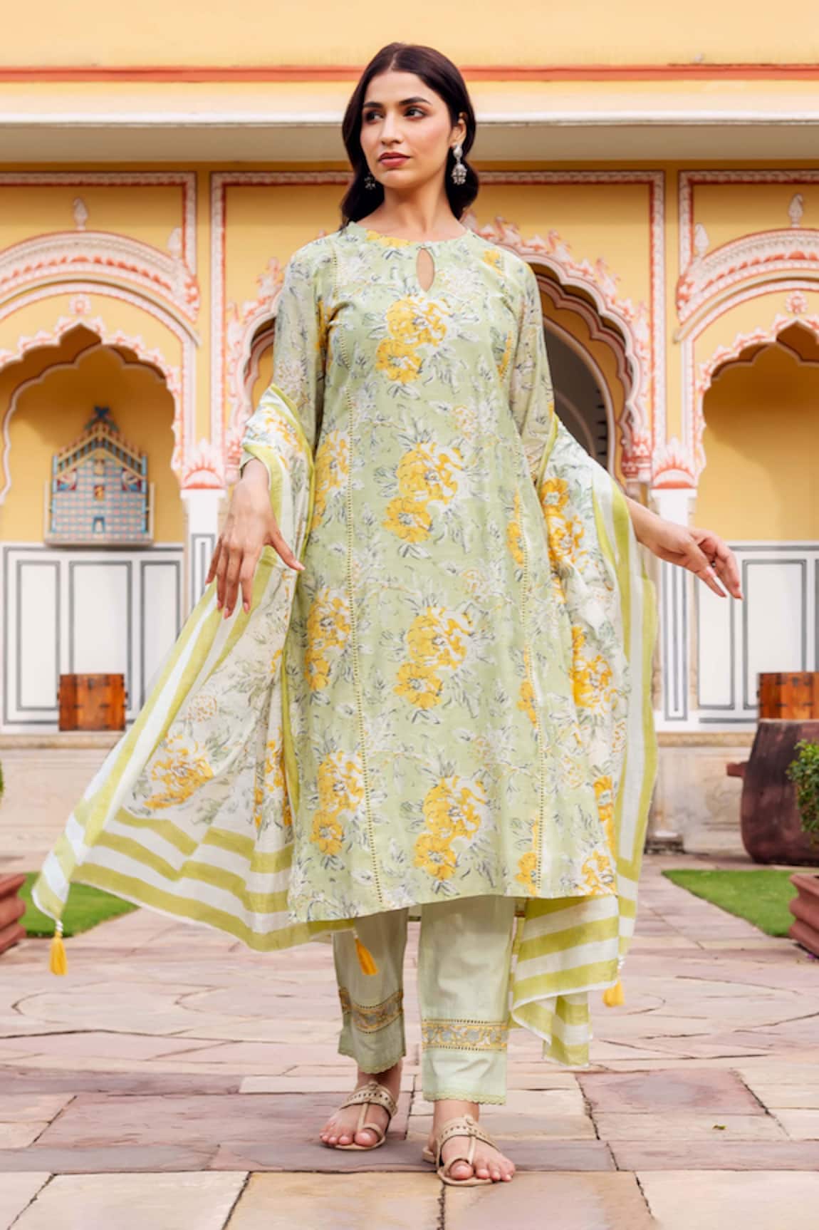 Missprint Pastel Green Chanderi Kurta Set 