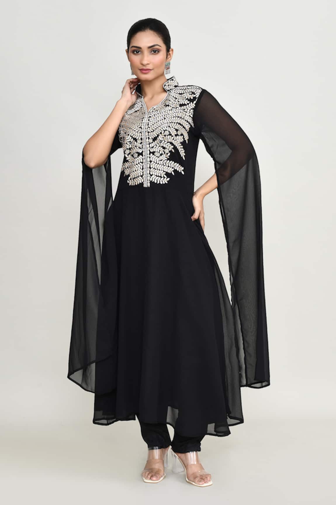 Abbaran Black Embroidered Kurta Set 