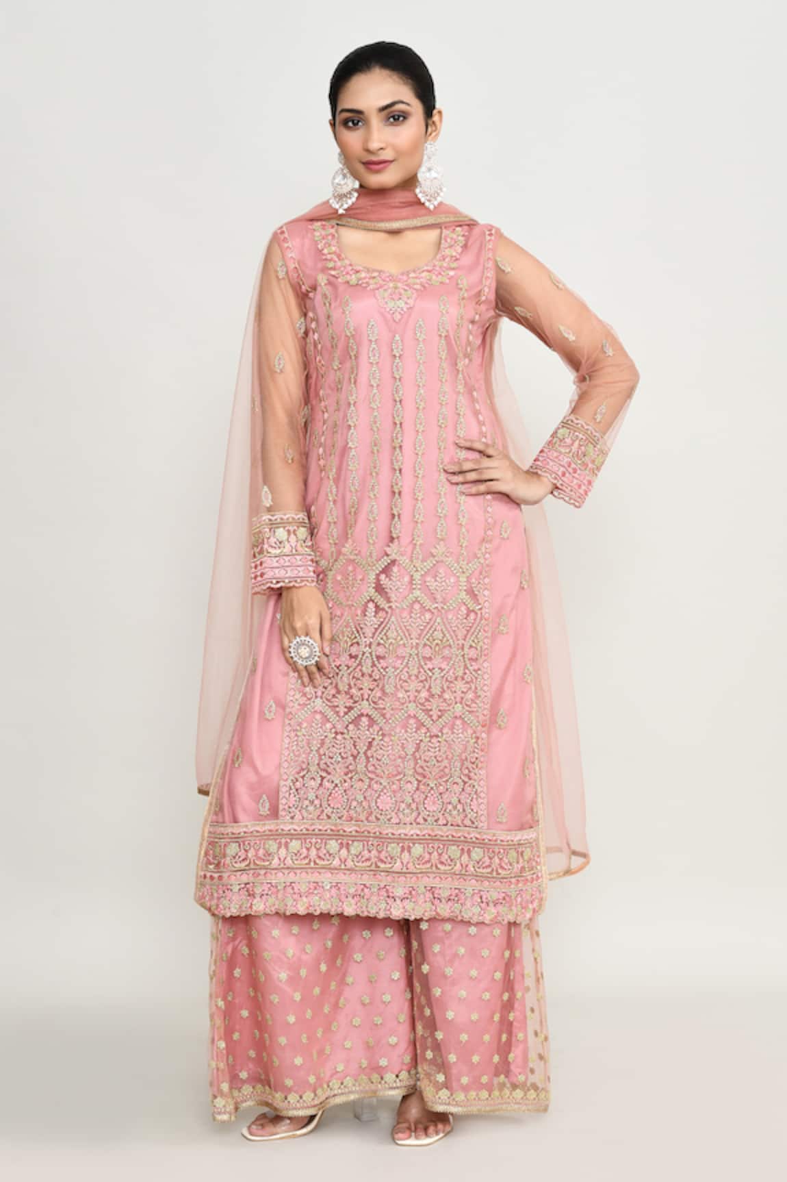 Abbaran Embroidered Pink Kurta Set 