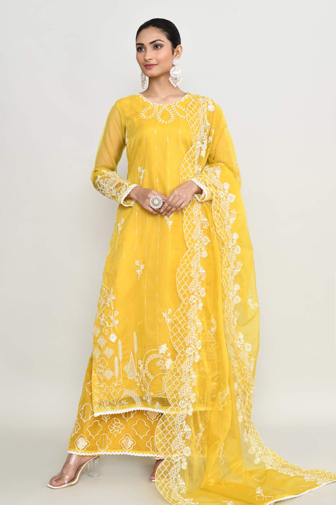 Abbaran Yellow Embroidered Kurta Set 