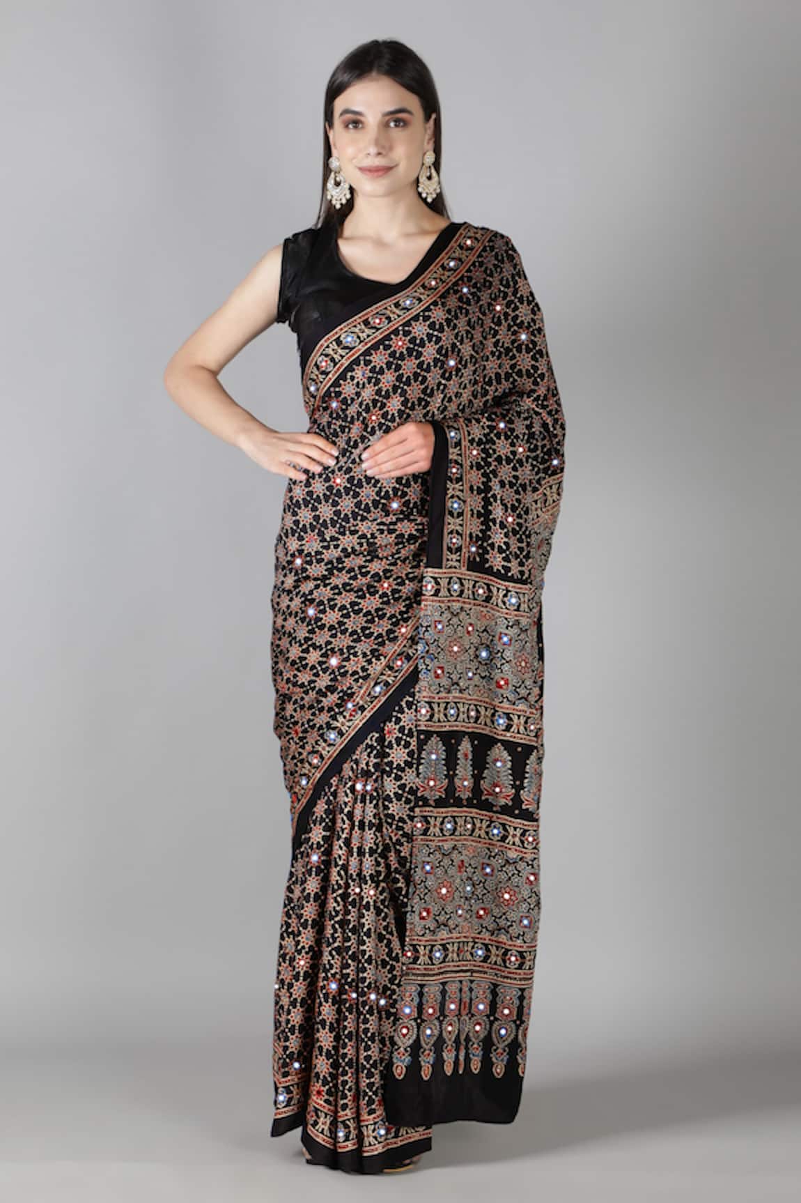 Sheeshakari Black Printed Silk Saree With Blouse Piece 