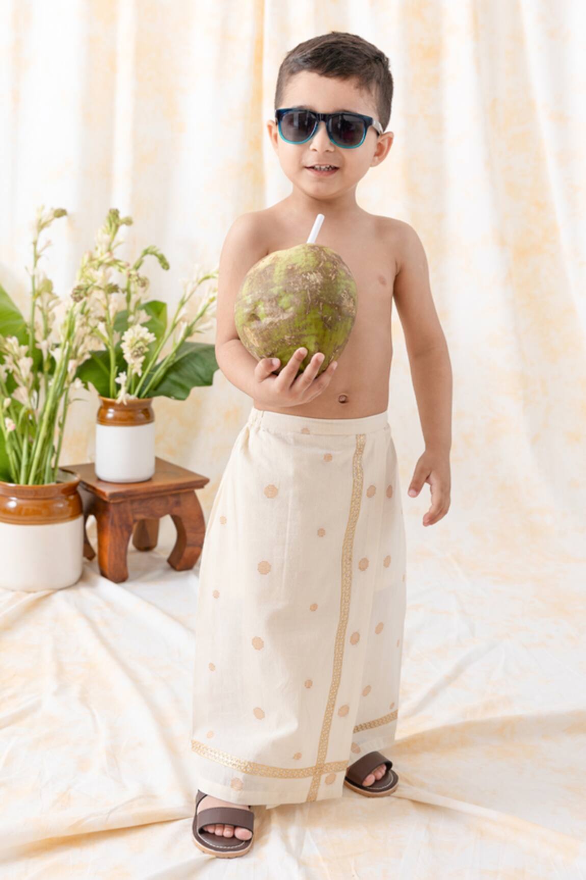 Tiber Taber Polka Dot Mundu 