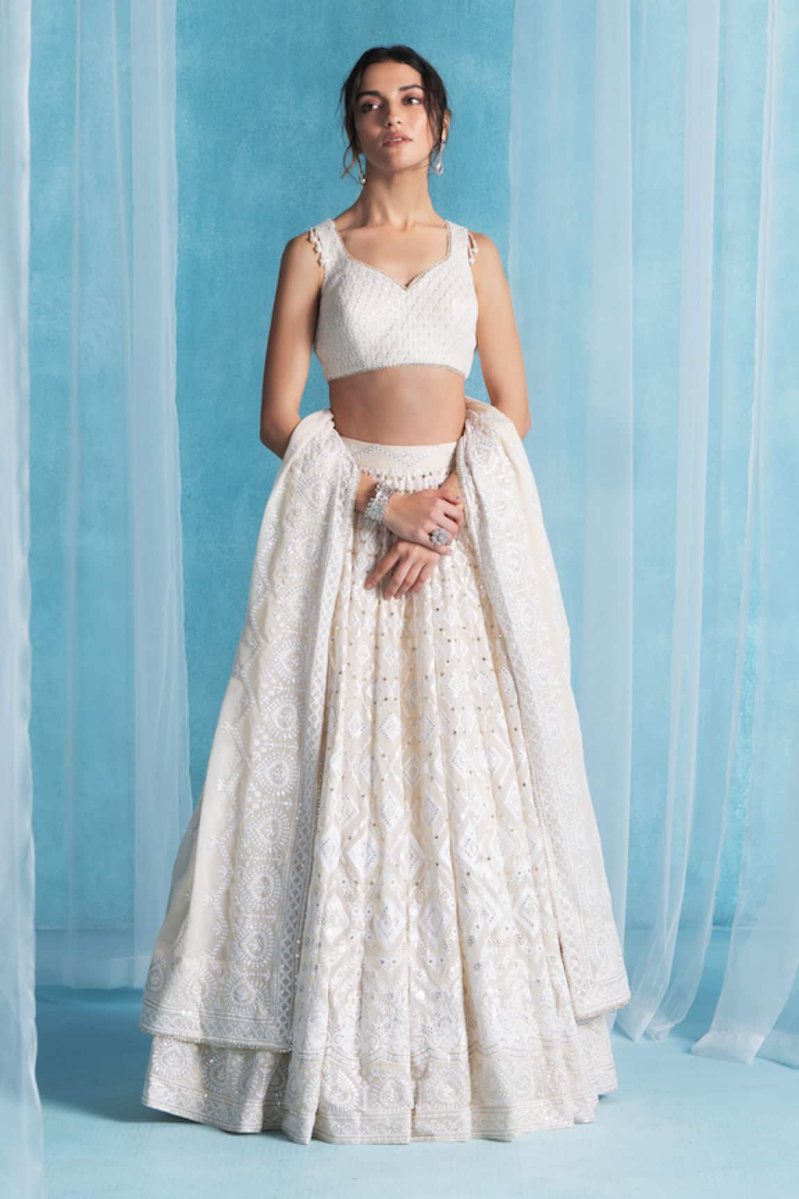 LASHKARAA Off White Classic Lehenga Set 
